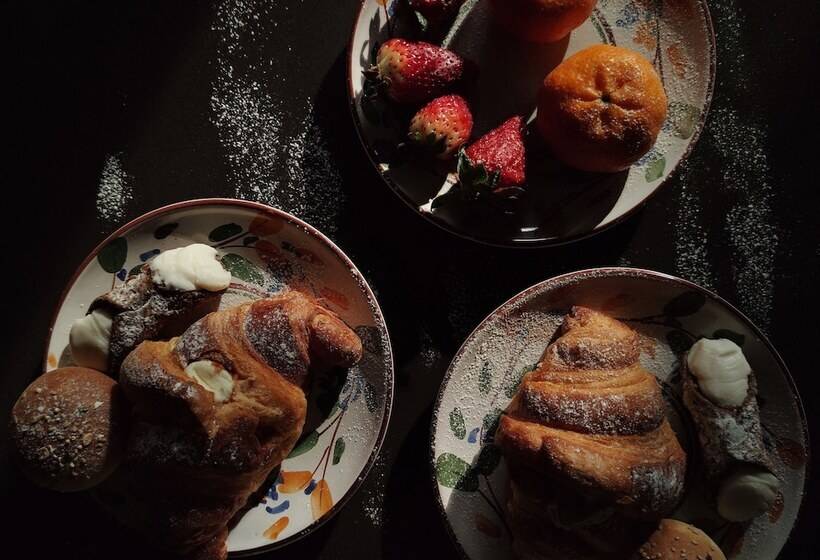 酒店 Palermo Stay Centro 120 Rodionoff & Eleganza E Facilità Di Accesso A Aeroporto E Spiaggia Mondello