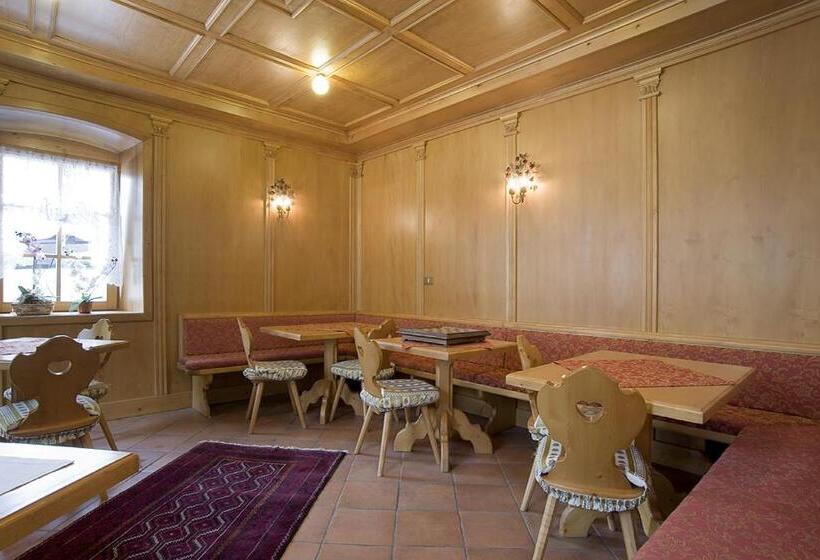 בית מלון כפרי Albergo Erika