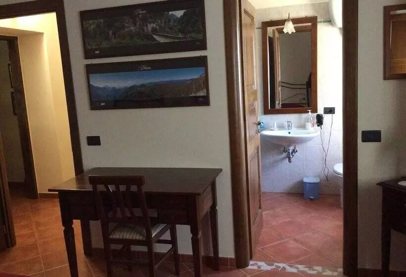 田舎風ホテル Agriturismo Civarra