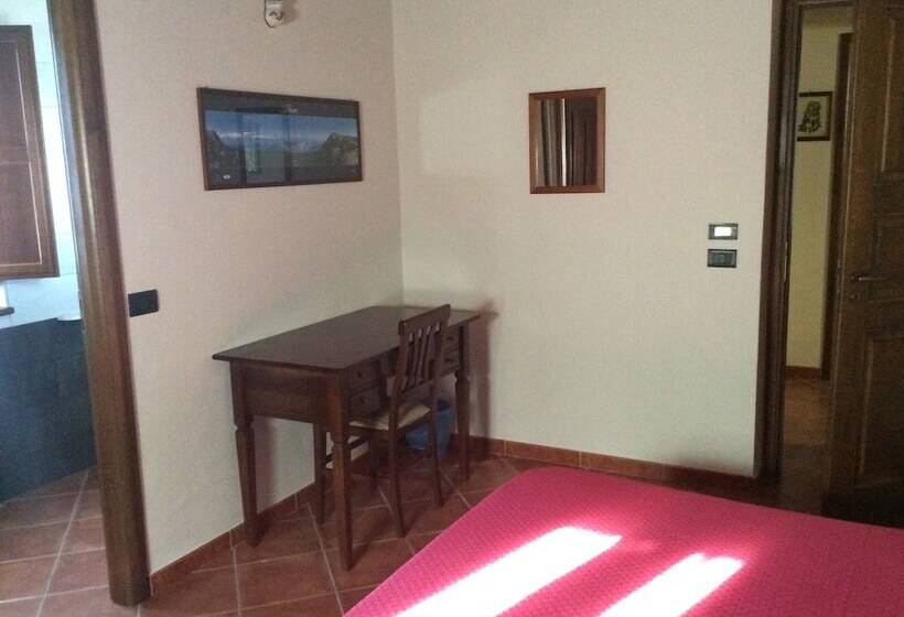 בית מלון כפרי Agriturismo Civarra