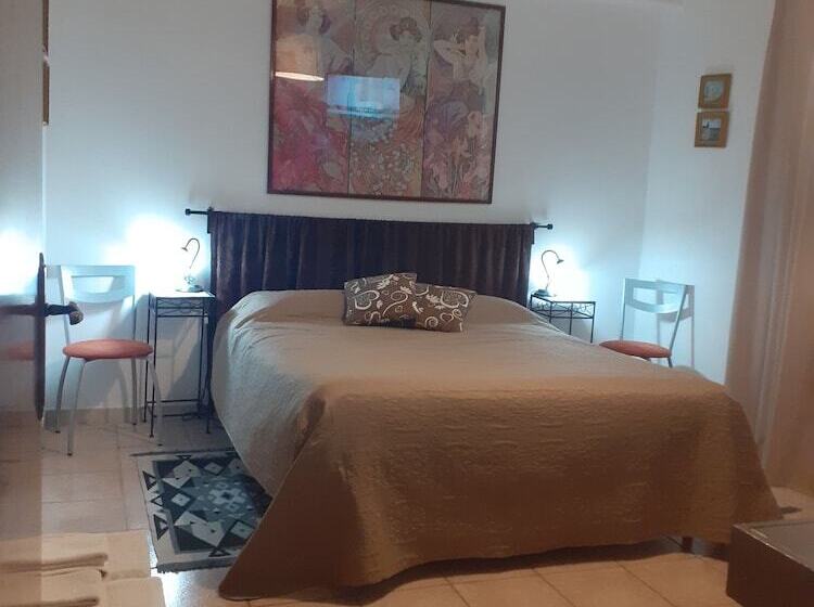 بنسيون Life B&b