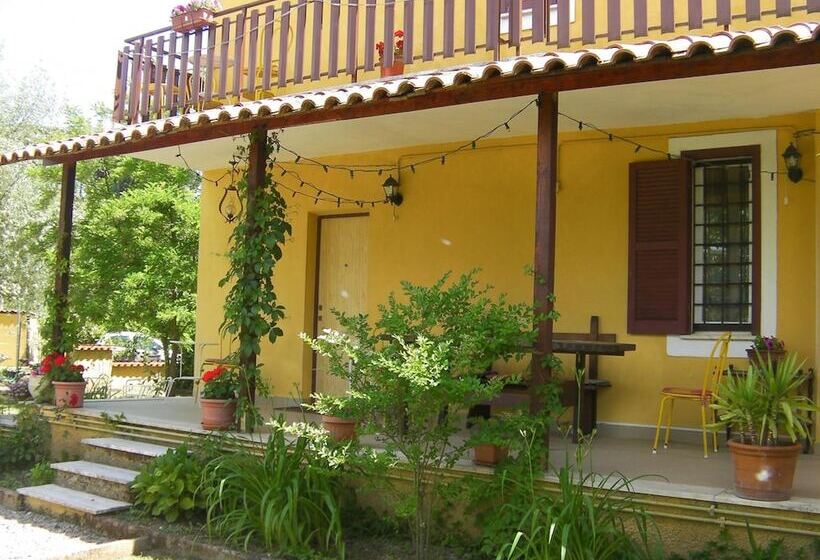 Пансион Life B&b