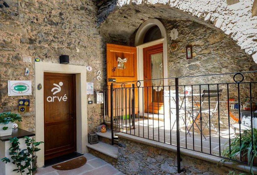 Arvé Castelbianco   B&b E Appartamento