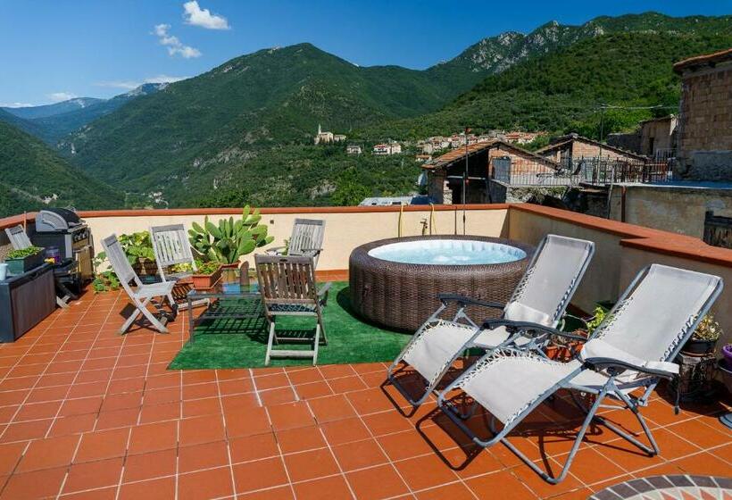 Arvé Castelbianco   B&b E Appartamento