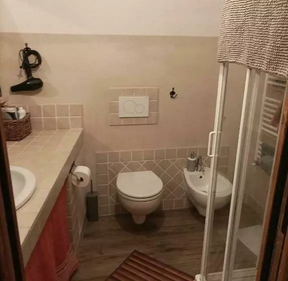 Arvé Castelbianco   B&b E Appartamento