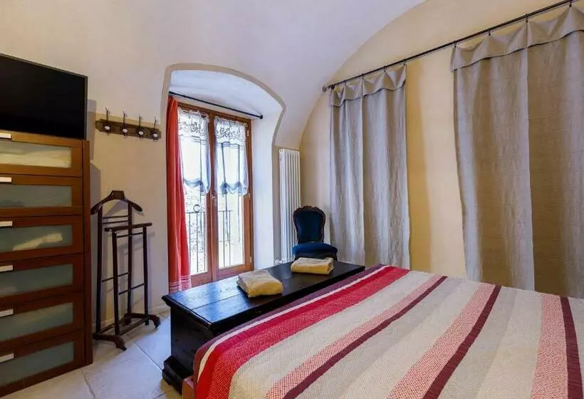 Arvé Castelbianco   B&b E Appartamento