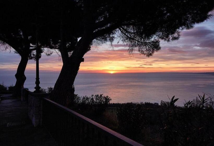 مبيت وإفطار Best Vasto