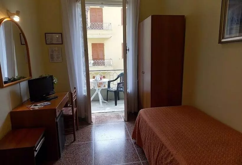 Hotelli Arco Del Sole