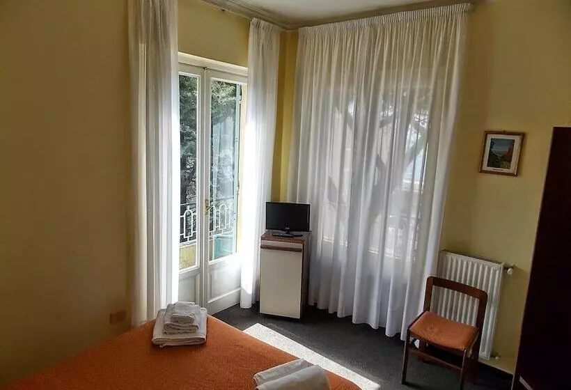 Hotelli Arco Del Sole