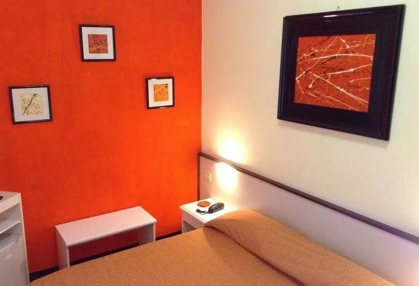 Hotelli Arco Del Sole