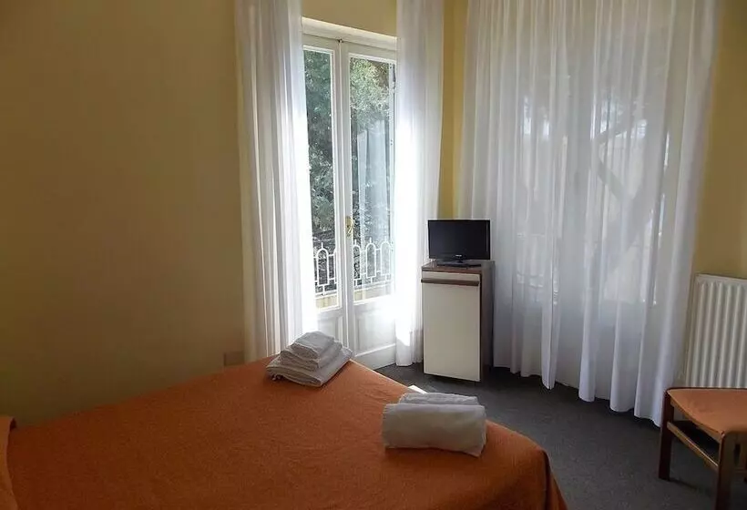 Hotelli Arco Del Sole