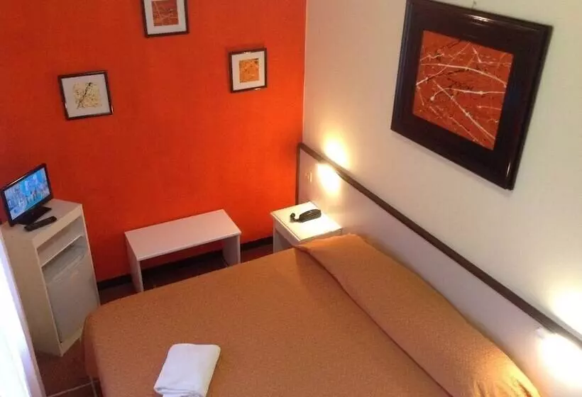 Hotelli Arco Del Sole