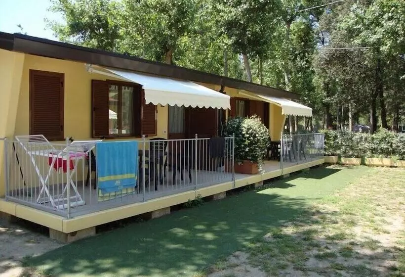 ホテル Camping Viareggio