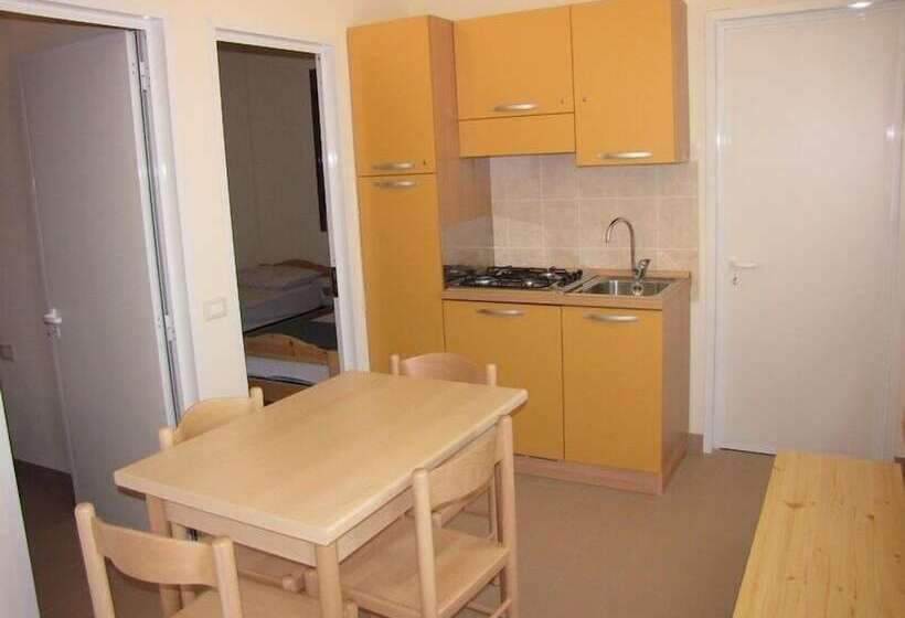 هتل Camping Viareggio