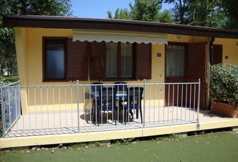 هتل Camping Viareggio