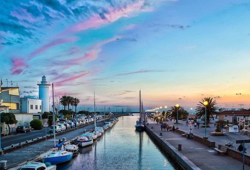 هتل Camping Viareggio