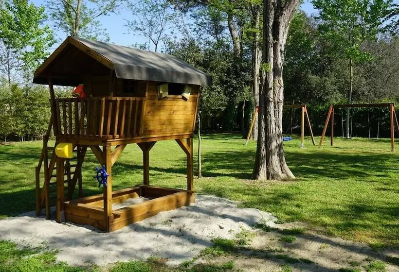 ホテル Camping Viareggio