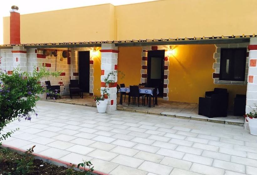 בית מלון כפרי Agriturismo Li Frutti