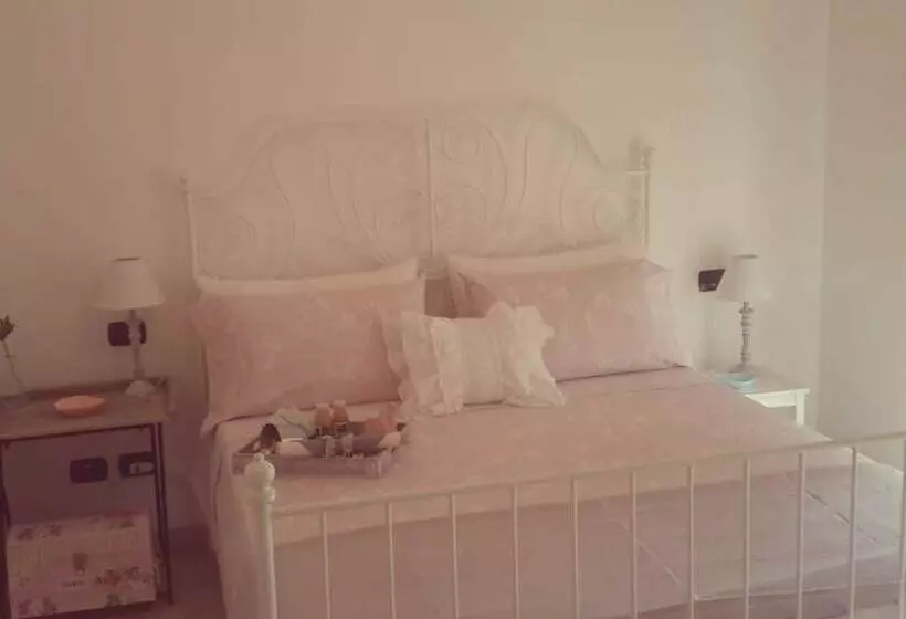 ペンション Betì House Hearts And Roses Guesthouse