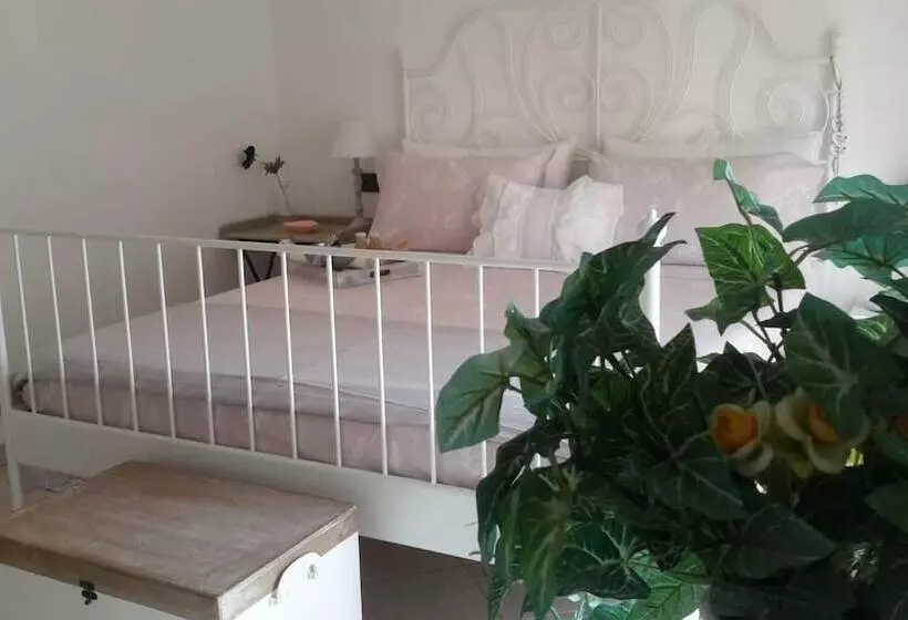 ペンション Betì House Hearts And Roses Guesthouse