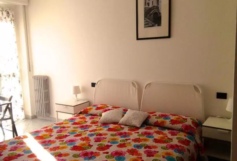 Majatalo Top Suit Uno   Guest House