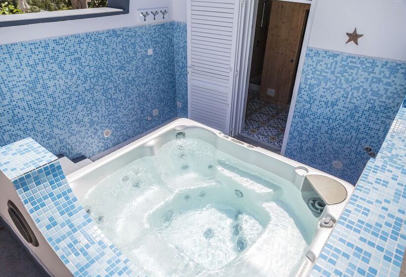 تختخواب و صبحانه Suite Villa Carolina