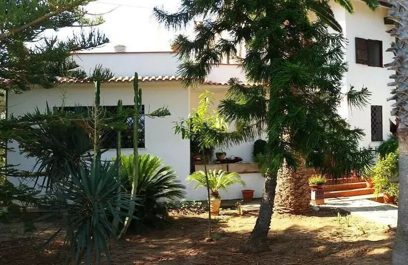 Aamiaismajoitus (B&B) Villa Isabella