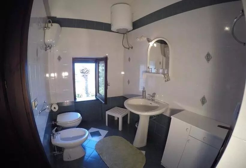 Aamiaismajoitus (B&B) Villa Isabella