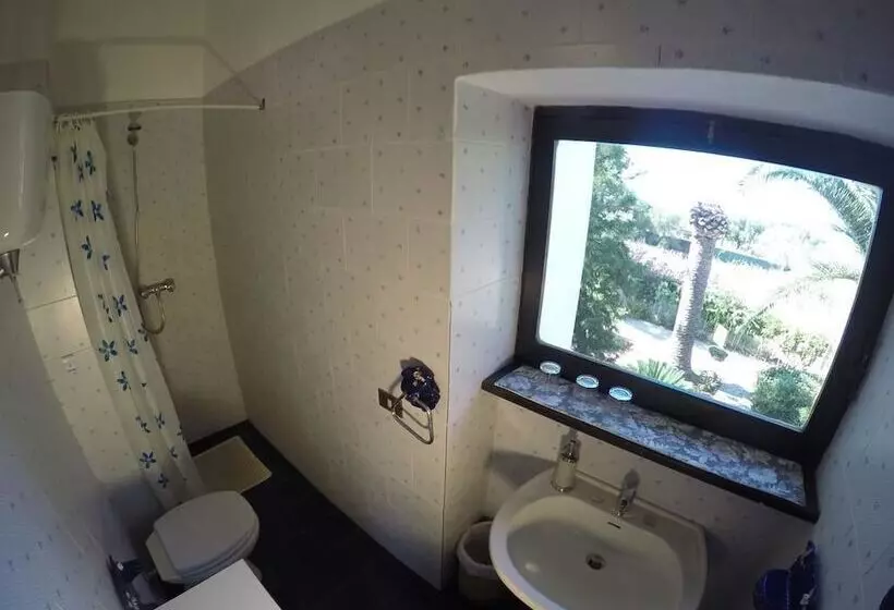 Aamiaismajoitus (B&B) Villa Isabella