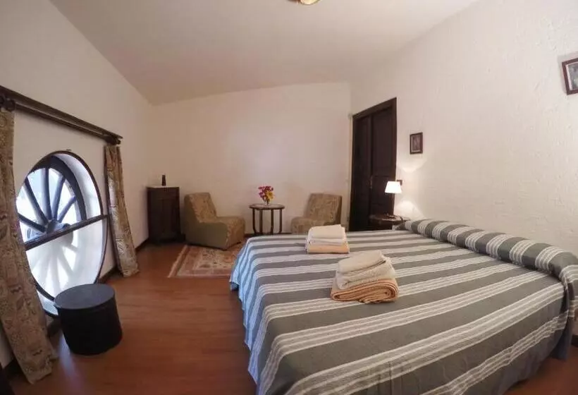 Aamiaismajoitus (B&B) Villa Isabella