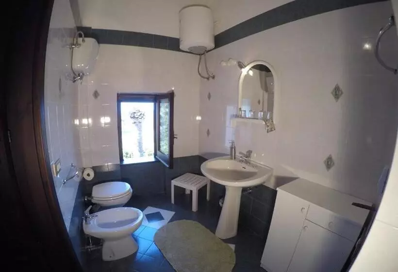 Aamiaismajoitus (B&B) Villa Isabella