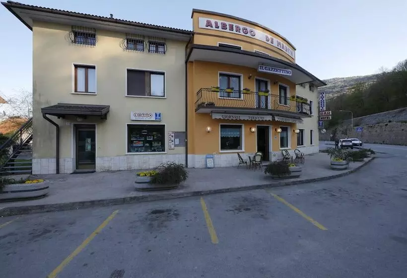 Hotelli Albergo De March