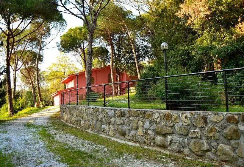 Maaseutuhotelli Agriturismo Poggio Al Pino