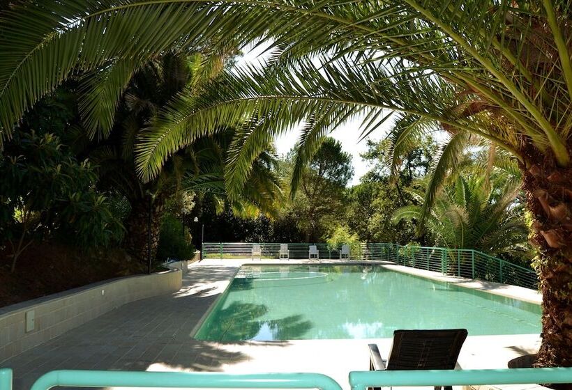 田舎風ホテル Agriturismo Poggio Al Pino