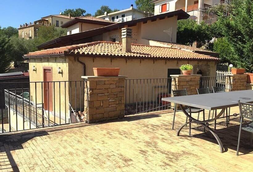 Отель Acqua Di Costanza