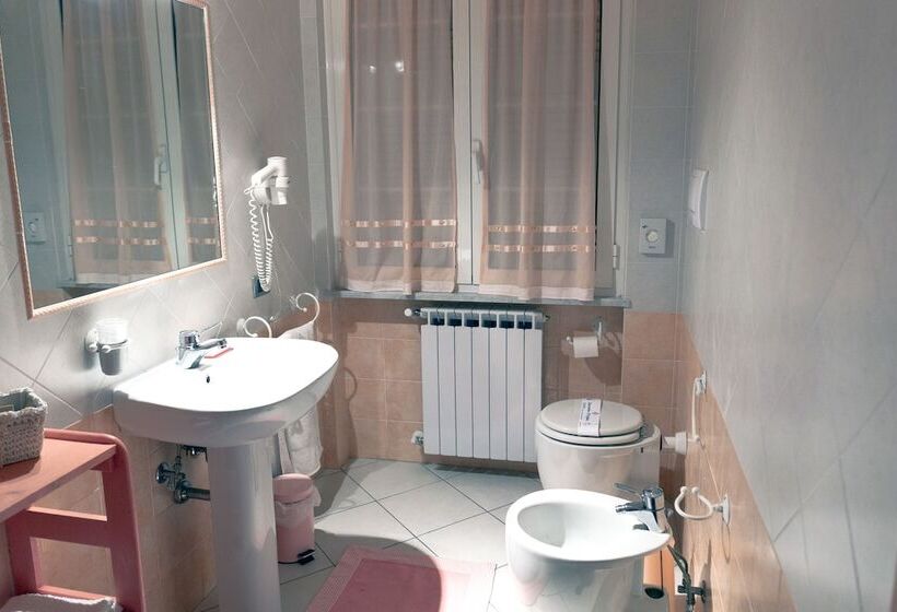 بنسيون Affittacamere Le Vele Del Magra