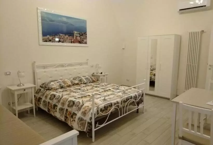 تختخواب و صبحانه La Maison Di Nicoletta