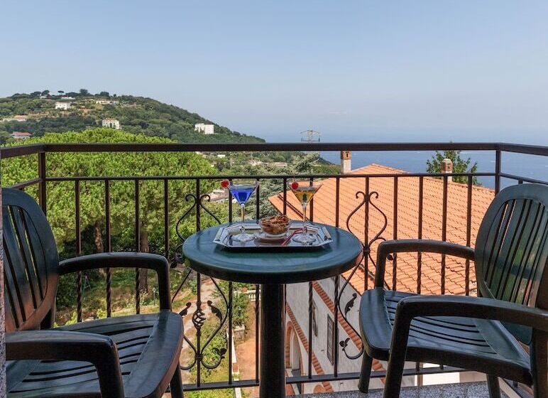 בית מלון כפרי La Pergoletta