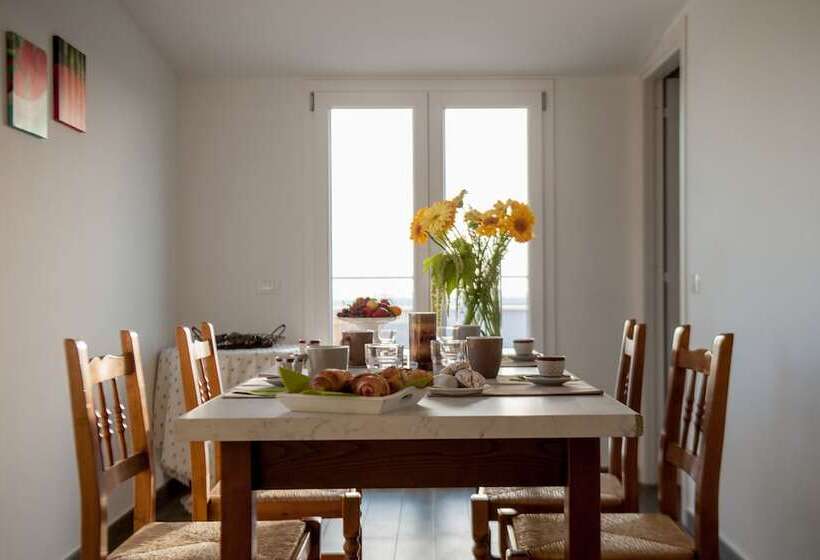 مبيت وإفطار La Terrazza Di Harmakhis