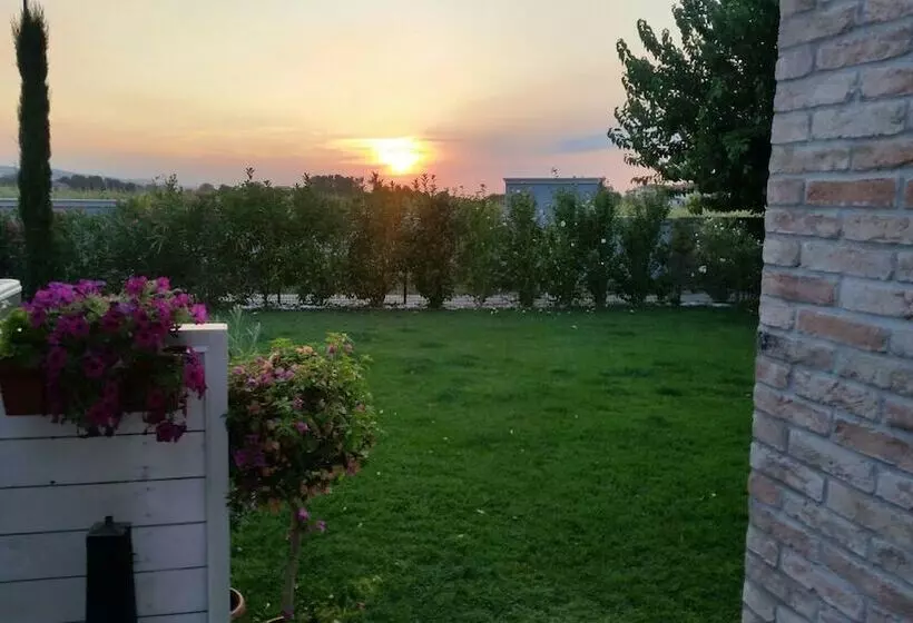 Aamiaismajoitus (B&B) R&b Il Melograno