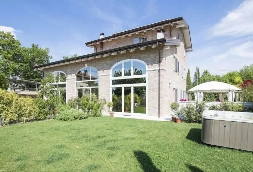 Aamiaismajoitus (B&B) R&b Il Melograno