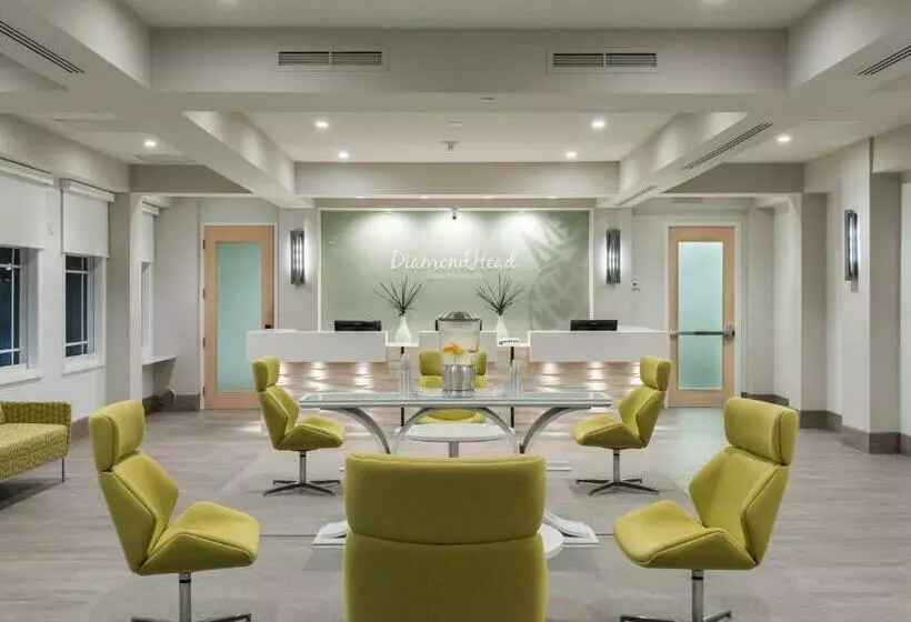 Diamond Head Beach Resort