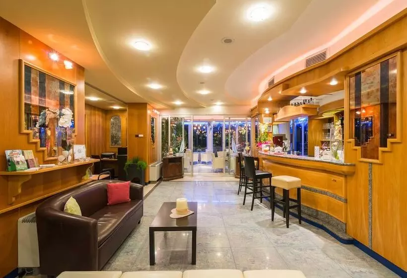 호텔 Ambassador Suite