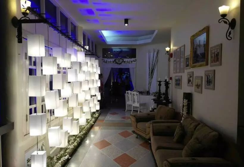 호텔 Aonang Villa Resort I Beach Front