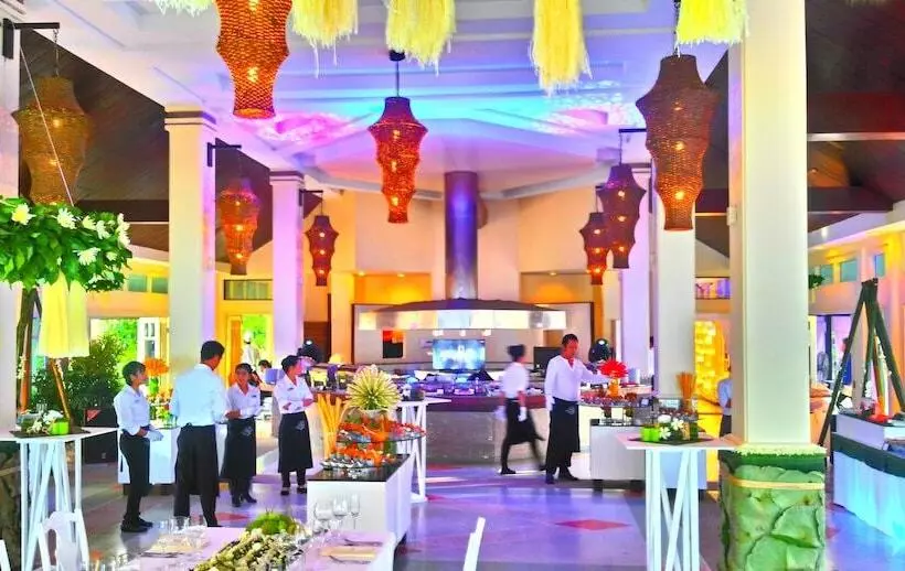 호텔 Aonang Villa Resort I Beach Front