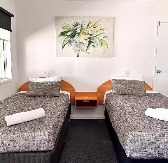 בית מלון כפרי Boulevard Lodge Bundaberg