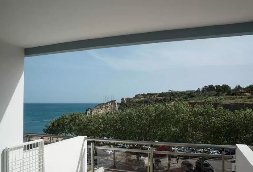 فندق Carvi Beach