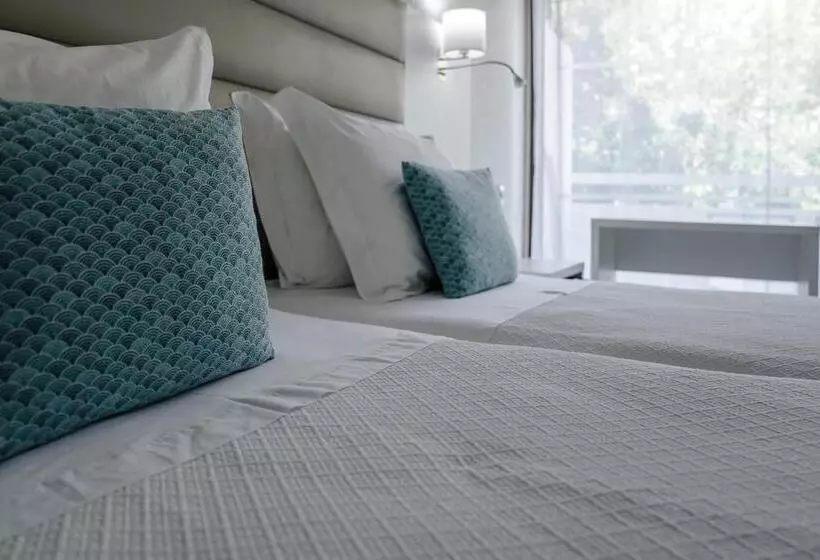 فندق Carvi Beach