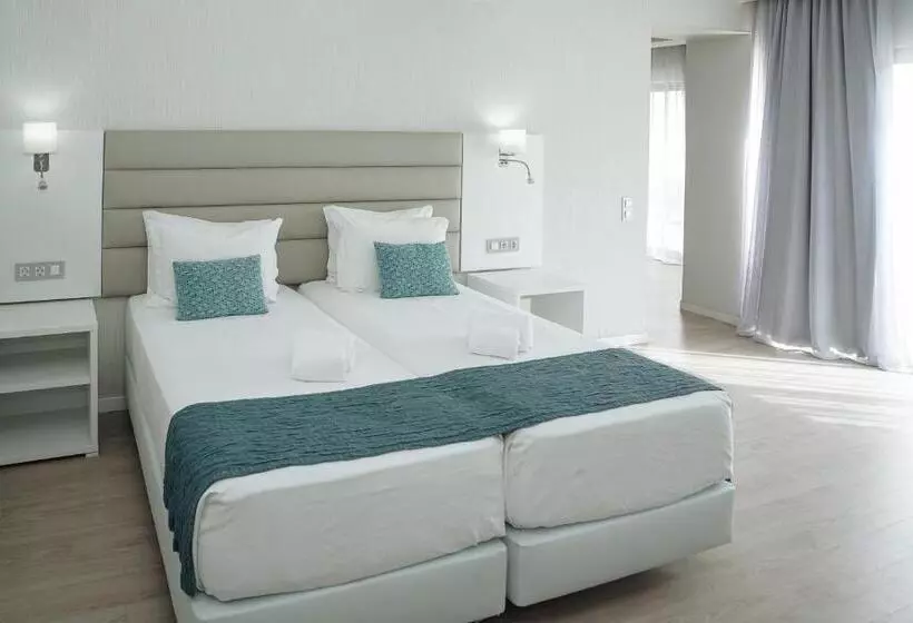 فندق Carvi Beach