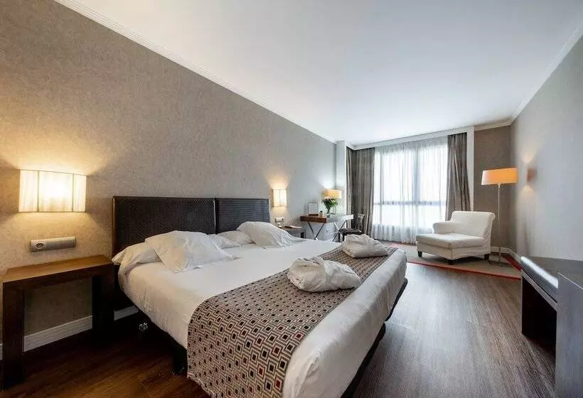 هتل Castilla Termal Olmedo